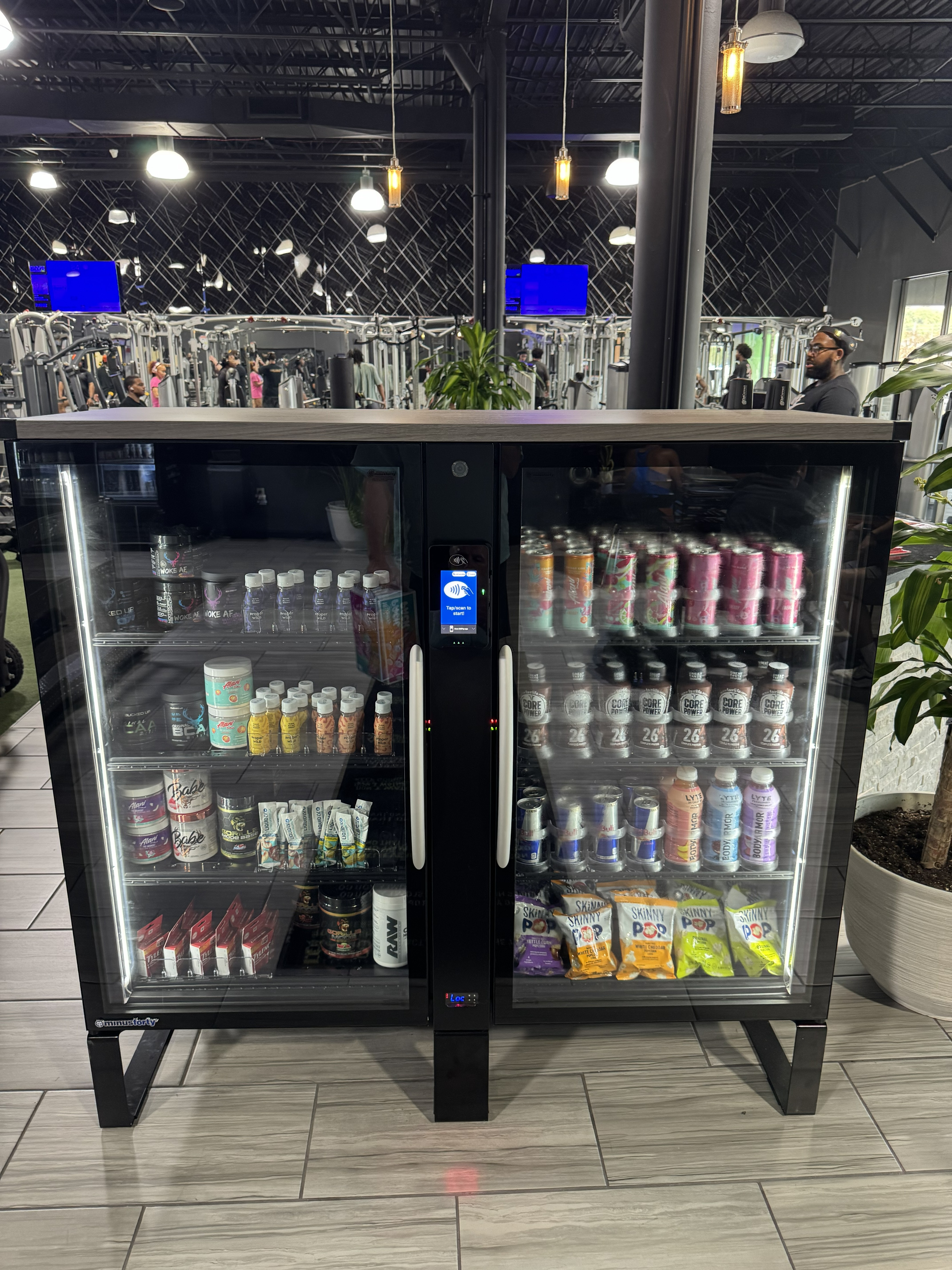 Smart vending machine